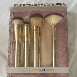 FREE SHIPPING +Giveaway-Candy Couture 5pc Flawless Face Set~Givy Guests Welcome